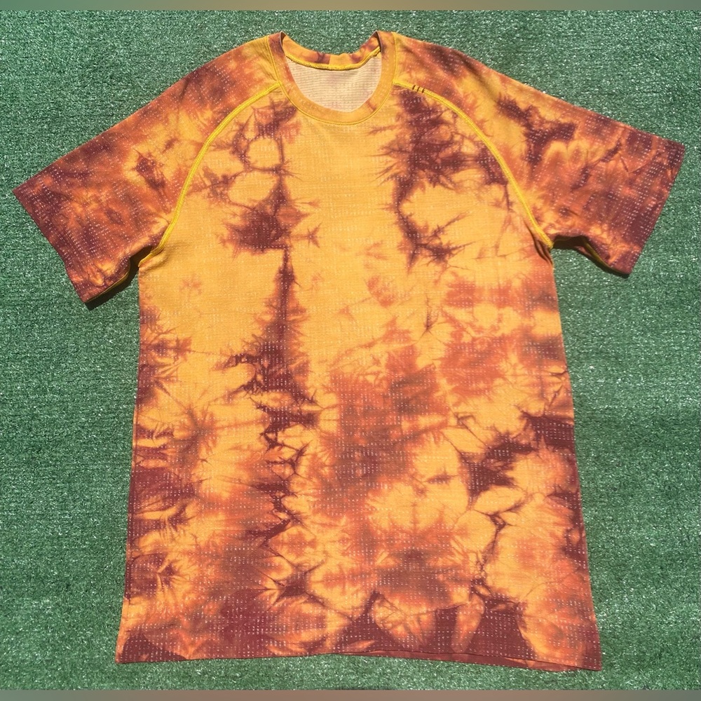Lululemon Athletic Swiftly Tech Live in Practice Orange Tie Dye Shirt Men Medium